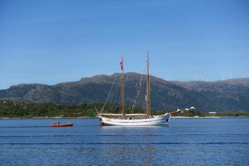 DSC01284.JPG compressed